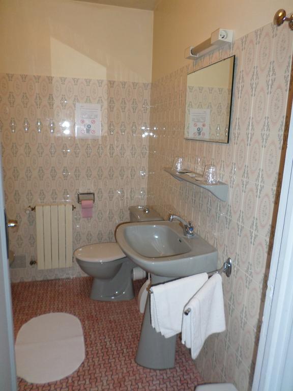 Hotel Du Littoral Camoël Habitación foto